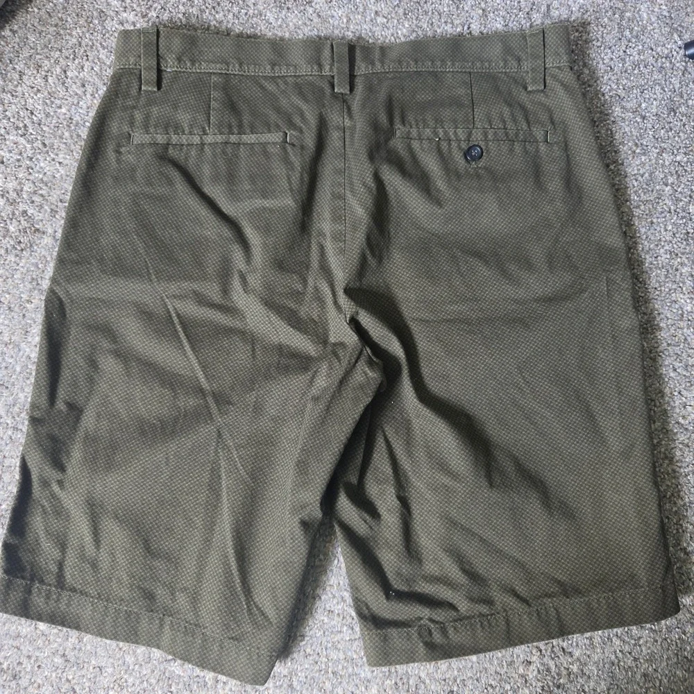 Banana Republic Emerson Short Mens 33 Olive Green Cotton Micro Pattern Chino‎
